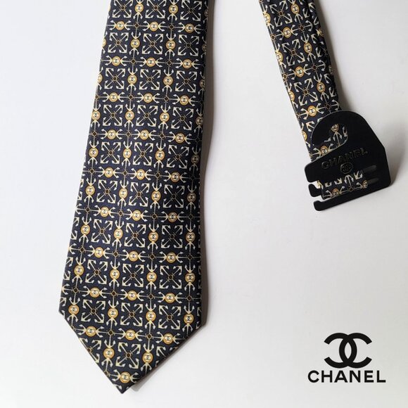 CHANEL Men's Vintage Tie 100% Silk Made in Italy black gold white CCs & anchors - Picture 1 of 5